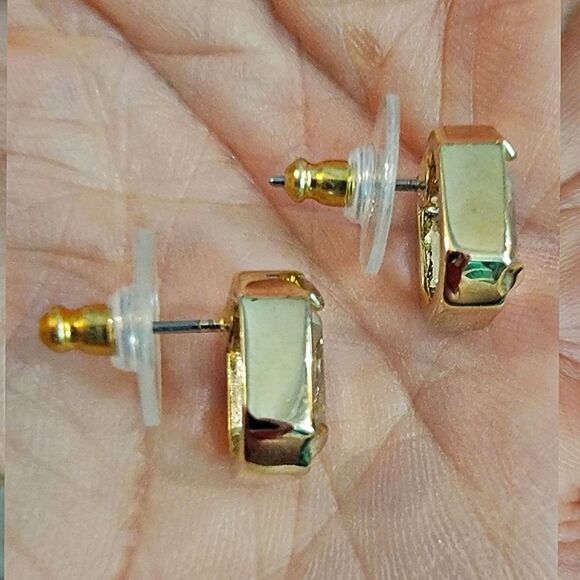 #Monet? Emerald Cut Clear Stone Rectangular Gold Tone Studs - Picture 6 of 6